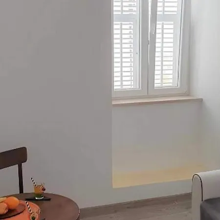 Pk - - Two Bedroom With View 1 *